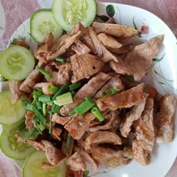 ร้านลาบร้อยเอ็ด