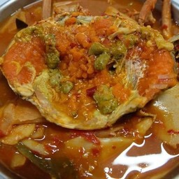 แกงชักส้มปูไข่หน่อไม้ดอง