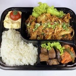 เซ็ตหมูผัดกิมจิ 