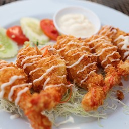 กุ้งทอดราดซอสมะนาว