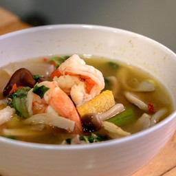 แกงเลียงกุ้ง
