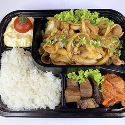 เซ็ตหมูผัดขิง 