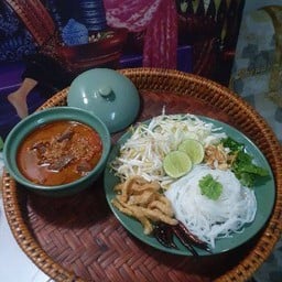 ลานนาขนมจีนน้ำเงี้ยว