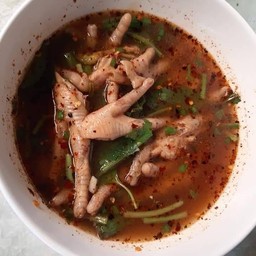 ต้มแซ่บขาไก่ตุ๋น