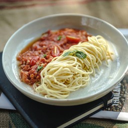 สปาซอสเนื้อ