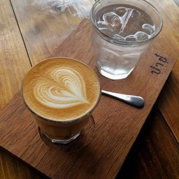 ลาเต้-ร้อน