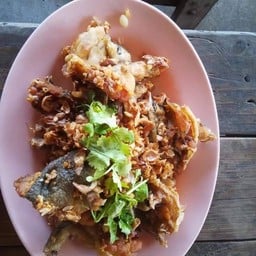 กบทอดกระเทียม