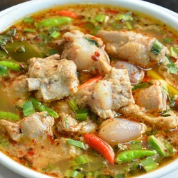 ต้มเเซ่บกระดูกอ่อนหมู