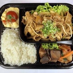 เซ็ตหมูผัดซอส 
