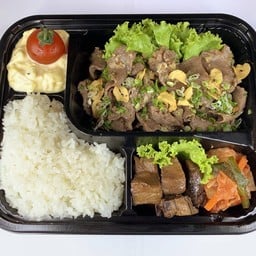 เซ็ตลิ้นวัวผัดต้นหอม 