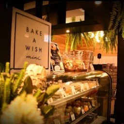 Bake A Wish ป้อมพระจุล