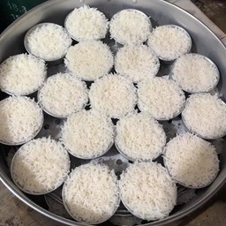 ข้าวนึ่งรินทิชา (คุณเพ็ญ)
