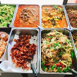 ข้าวราดแกงใส่กล่อง