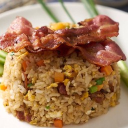 ข้าวผัดเบคอน