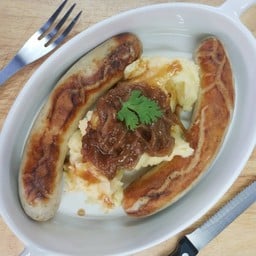 BANGERS & MASH