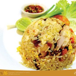ข้าวผัดไก่ย่าง
