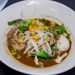 ก๋วยเตี๋ยวเรือพี่ฝนแฟลตบางนา