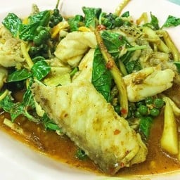 เนื้อปลาเก๋าผัดฉ่า