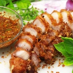 หมูทอด2ใจ