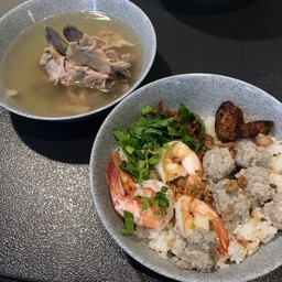 ข้าวแห้งหมูสับกุ้ง