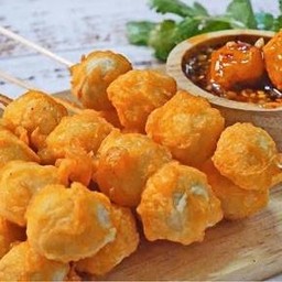 ร้านลูกชิ้นทอดระเบิดบ้านนอก