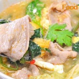 สุกี้หมู   น้ำ