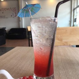 สตอร์อเบอร์รี่โซดา