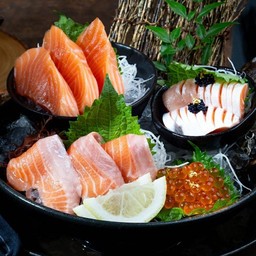 ชุดปลาแซลมอน ดีลักซ์