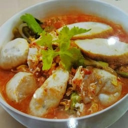 สุกี้ลูกชิ้นปลา