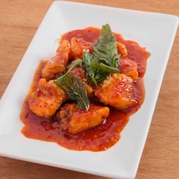 เนื้อปลากระพงราดพริก3รส