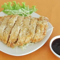 หมูชุบแป้งทอด (ทงคัทสึ)