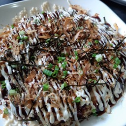 พิซซ่าญี่ปุ่น