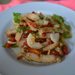 ยำหมูย่าง