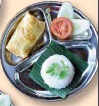 ข้าวไข่ยัดไส้หมูสับ