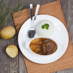 สตูลิ้นวัว