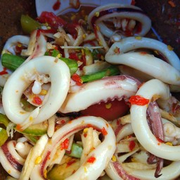 ตำปลาหมึกมะละกอ