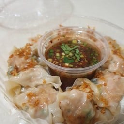 เกี๊ยวจิ้มแซ่บ