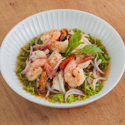 ยำรวมมิตรทะเล