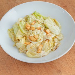 กะหล่ำปลีผัดน้ำปลา