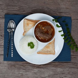 ข้าวมัสมั่นหมู