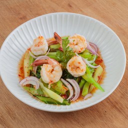 ยำคะน้ากุ้งสด
