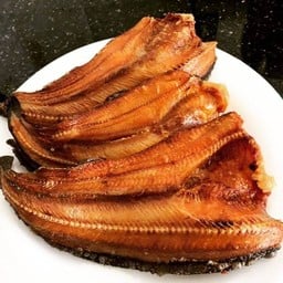 ปลาดุกแดดเดียวทอด