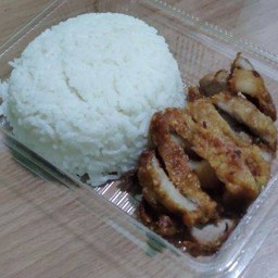 อิ่มอร่อย หมูทอด  เสมาฟ้าคราม ตึก51  คูคต