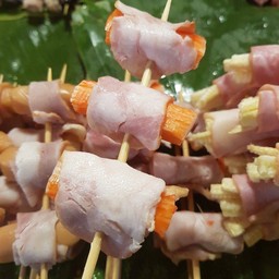 เบค่อนพันปูอัด