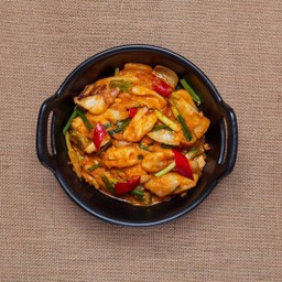 ปลาหมึกผัดไข่เค็ม