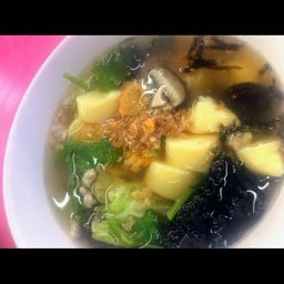 แกงจืดเต้าหู้หมูสับ