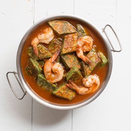 แกงส้มชะอมกุ้ง