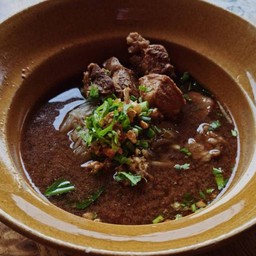 ก๋วยเตี๋ยวหมูตุ๋น