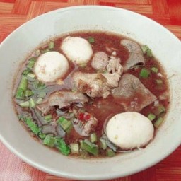 ก๋วยเตี๋ยวเรือหมูตุ๋นลุงพัน (คลองเปรม งามวงศ์วาน)