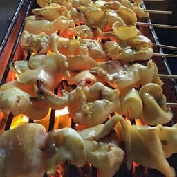 ปลาหมึกย่างน้องรุ้ง จรัญ13